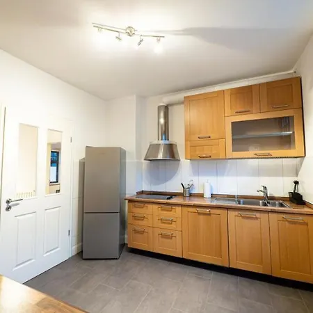 Apartment Grosse-monteurwohnung-in-villa-4-zimmer-7-personen-wlan-tv-kueche-ahrensburg-naehe-hamburg-agrp1202 Ahrensburg