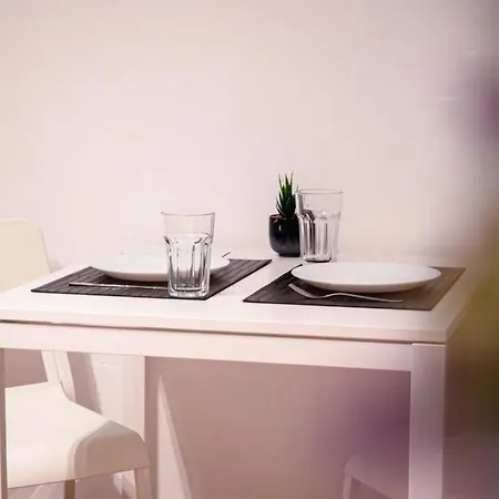 Grosse-monteurwohnung-in-villa-4-zimmer-7-personen-wlan-tv-kueche-ahrensburg-naehe-hamburg-agrp1202 * Ahrensburg