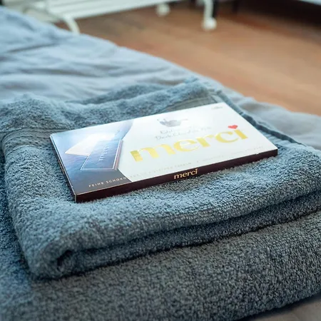 Grosse-monteurwohnung-in-villa-4-zimmer-8-personen-wlan-tv-kueche-ahrensburg-naehe-hamburg-agrp1202 *