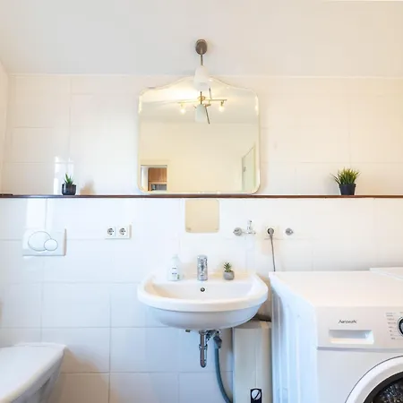 Grosse-monteurwohnung-in-villa-4-zimmer-8-personen-wlan-tv-kueche-ahrensburg-naehe-hamburg-agrp1202 Appartamento Ahrensburg