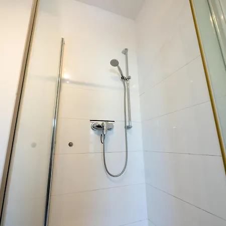 Appartamento Grosse-monteurwohnung-in-villa-4-zimmer-8-personen-wlan-tv-kueche-ahrensburg-naehe-hamburg-agrp1202